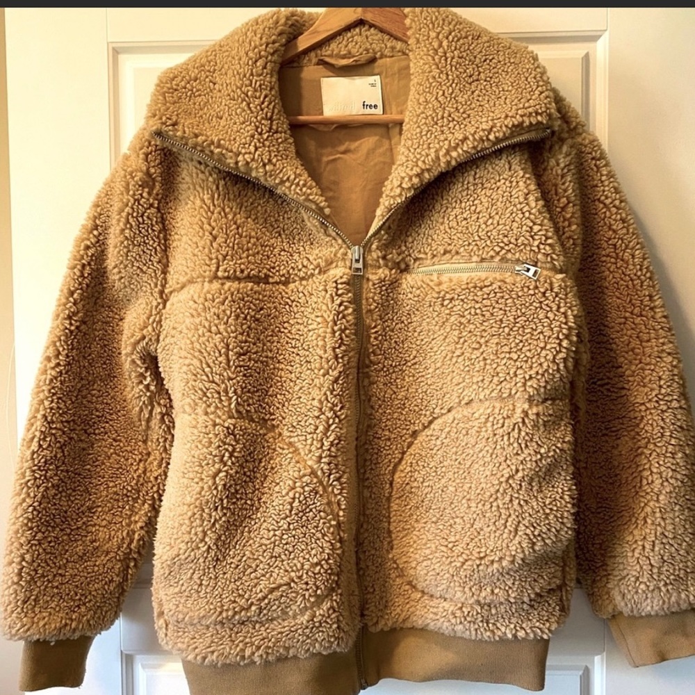 Aritizia Teddy Jacket